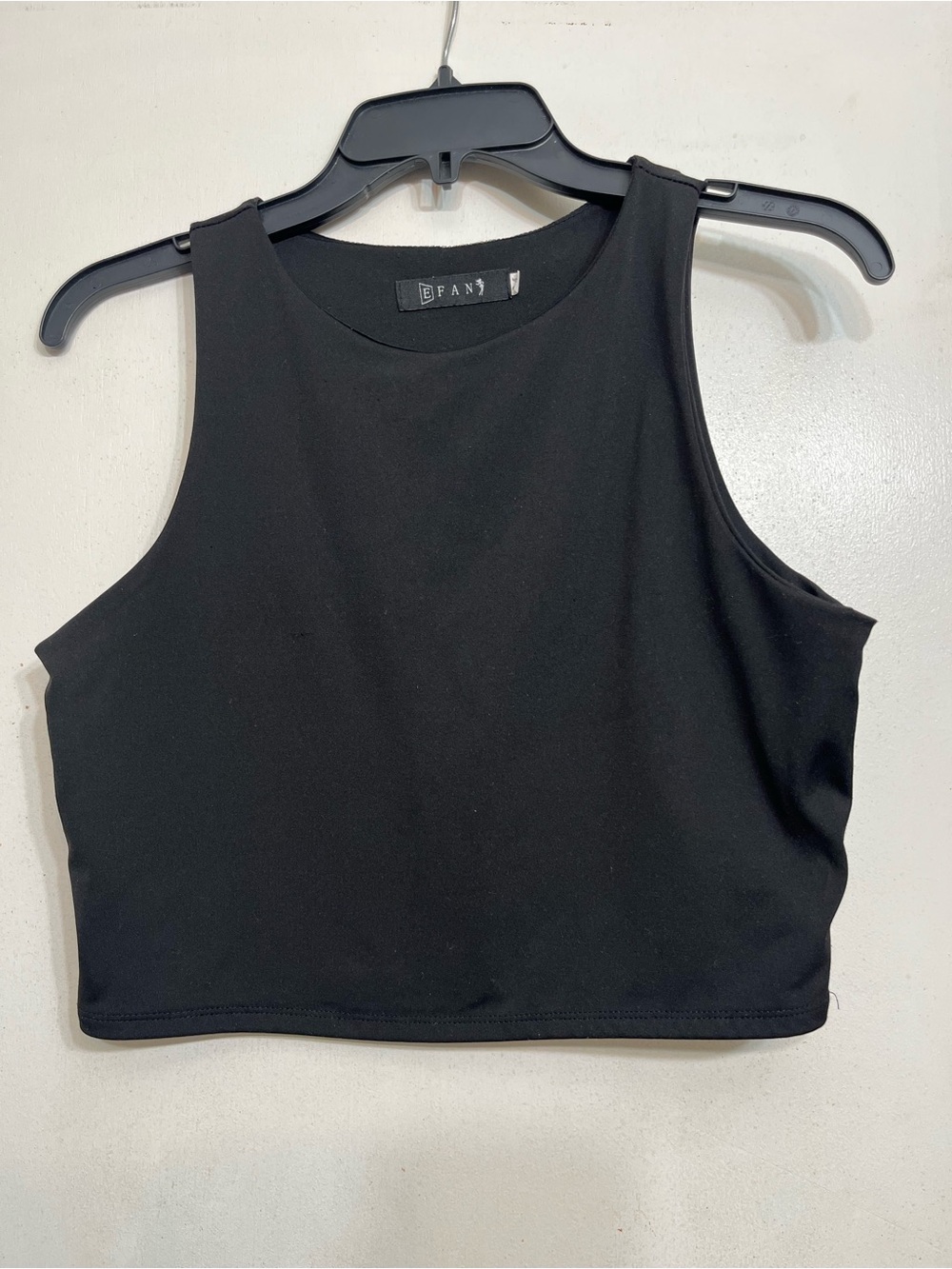 EFAN Black Cropped Sleeveless Tank Top Size M
